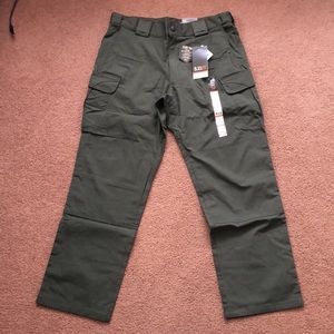 5.11 Men’s Stryke Pants in Green NWT